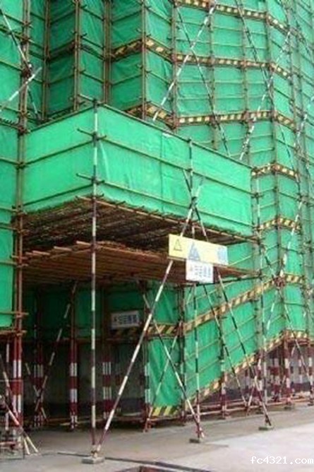 中建五局建筑安全防护网施工案例